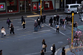 peoplewalking-newmarket